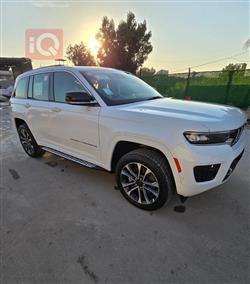 جیپ گراند شیرۆکی